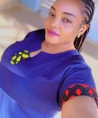 Sto cercando un uomo molto onesto per un rapporto sincero.