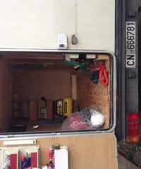 Camper Rimor con modifica garage