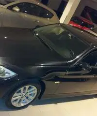 Bmw 320 d berlina aut. Bmw 320 d berlina aut.