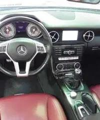 MERCEDES SLK 200 (CGI) SPORT - Napoli MERCEDES SLK 200 (CGI) SPORT - Napoli