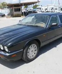 JAGUAR - AUTOVETTURA 1997 - Puglia