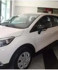 Renault Captur 1.5 dCi 8V 90 CV S S NAVIG 2014 km 23078 - Campania