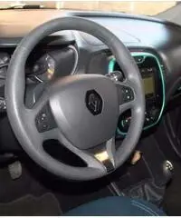 Renault Captur 1.5 dCi 8V 90 CV S S NAVIG 2014 km 23078 - Campania