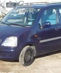 OPEL AGILA - AUTOVETTURA 2001 - Puglia