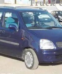 OPEL AGILA - AUTOVETTURA 2001 - Puglia