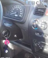 OPEL AGILA - AUTOVETTURA 2001 - Puglia