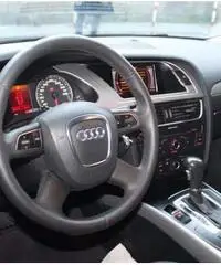 Audi A4 2.0 TDI 143 CV multitronic Ambiente Plus 2012 - Campania