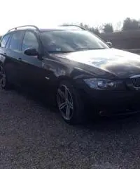 BMW 320d cat Touring Futura - Milano BMW 320d cat Touring Futura - Milano