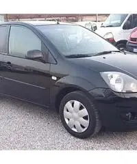 Ford Fiesta 1.2 x neopatentati - Friuli - Venezia Giulia