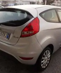 Ford Fiesta 1.4 gpl - Cuneo