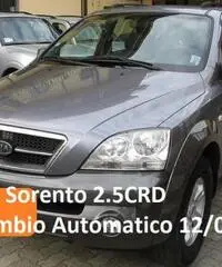 Kia Sorento 2.5 CRDi Cambio Automatico Autocarro 4 posti