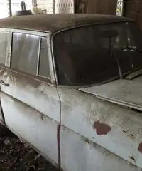 Mercedes d'epoca anni 60 200 benzina automatica