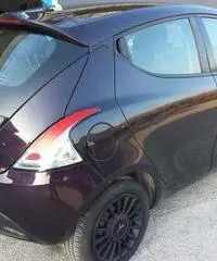 Lancia Ypsilon 1.2 - Teramo