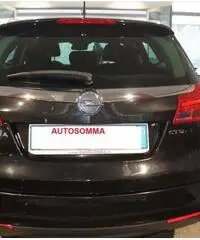 Opel Insignia 2.0 CDTI Sports Tourer COSMO 130 CV - Campania