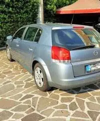 Opel SIGNUM 2.2 16 V DTI ELEGANCE Euro 2900 149000 km Milano