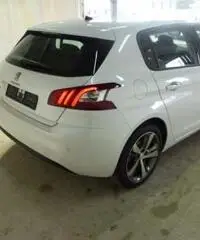 PEUGEOT 308 1.6 HDI ACTIVE FAP 92CV NAVI - Napoli PEUGEOT 308 1.6 HDI ACTIVE FAP 92CV NAVI - Napoli