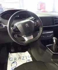 PEUGEOT 308 1.6 HDI ACTIVE FAP 92CV NAVI - Napoli PEUGEOT 308 1.6 HDI ACTIVE FAP 92CV NAVI - Napoli