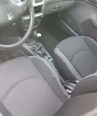 Peugeot 206 metano anno 2008 - Teramo