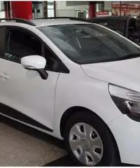 RENAULT CLIO SPORTOUR SW 2015 KM 12589 WAVE - Campania