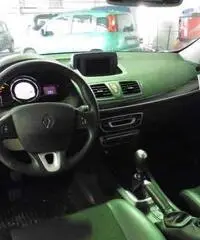 RENAULT MEGANE 1.5 DCI LUXE 110CV +NAVI - Napoli RENAULT MEGANE 1.5 DCI LUXE 110CV +NAVI - Napoli