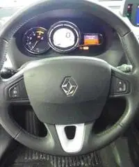 RENAULT MEGANE 1.5 DCI LUXE 110CV +NAVI - Napoli RENAULT MEGANE 1.5 DCI LUXE 110CV +NAVI - Napoli