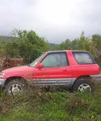 FUORISTRADA TOYOTA RAV 4 - Rieti