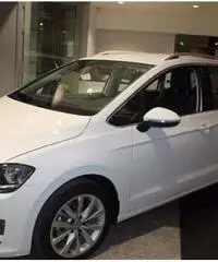 VOLKSWAGEN GOLF SPORTVAN 1.6 TDI 110 CV DSG BUSINESS - Campania