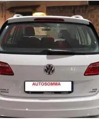 VOLKSWAGEN GOLF SPORTVAN 1.6 TDI 110 CV DSG BUSINESS - Campania