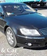 VOLKSWAGEN PHAETON 5.0 -AUTOVETTURA 2003 - Puglia