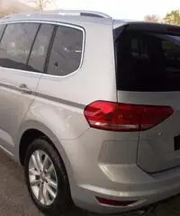 Volkswagen Nuovo Touran 2.0tdi Highline - Cuneo