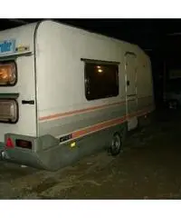 Roulotte Roller 5 posti - Cuneo Roulotte Roller 5 posti - Cuneo