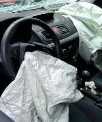 Renault Megane III serie 1,5 110Cv - Caserta