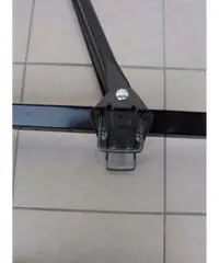 Pratico portabicicletta per automobile colore nero - Trentino - Alto Adige