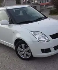 Suzuki Swift 4x4 metano - Teramo