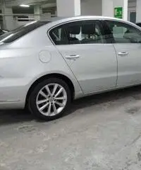 VOLKSWAGEN Passat 2.0 TDI 170CV DSG 4X4 High. Navigatore - Genova