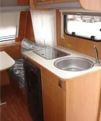 Roulotte ADRIA AVIVA 370 DD nuovissima Roulotte ADRIA AVIVA 370 DD nuovissima
