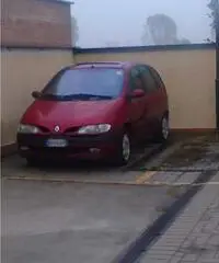 Renault megane scenic - Pavia Renault megane scenic - Pavia