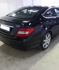 MERCEDES C 250 COUPE CDI AVANTGARDE (BLUEEFF) AUTO - Napoli MERCEDES C 250 COUPE CDI AVANTGARDE (BLUEEFF) AUTO - Napoli