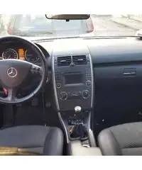 MERCEDES CLASSE A 200 CDI AVANTGARDE - Napoli MERCEDES CLASSE A 200 CDI AVANTGARDE - Napoli