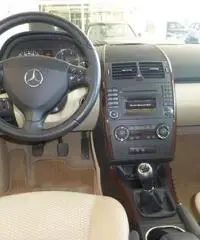 MERCEDES A 180 CDI STYLE - Napoli MERCEDES A 180 CDI STYLE - Napoli