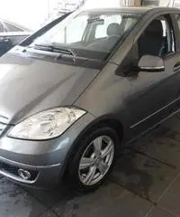 MERCEDES A 180 CDI PREMIUM AUTO - Napoli MERCEDES A 180 CDI PREMIUM AUTO - Napoli