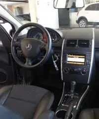 MERCEDES A 180 CDI PREMIUM AUTO - Napoli MERCEDES A 180 CDI PREMIUM AUTO - Napoli
