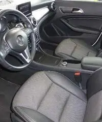 MERCEDES CLA 220 CDI SPORT AUTO - Napoli MERCEDES CLA 220 CDI SPORT AUTO - Napoli