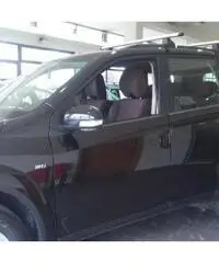 MAHINDRA XUV 500 W6 4X2 - Firenze MAHINDRA XUV 500 W6 4X2 - Firenze
