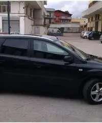 VENDESI FORD FOCUS VENDESI FORD FOCUS