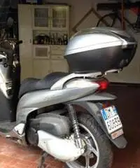 Moto Honda SH 300