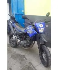 Moto Yamaha- XT660X Moto Yamaha- XT660X