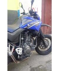 Moto Yamaha- XT660X