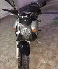 SUZUKI GSR IN BUONO STATO TRATTABILE SUZUKI GSR IN BUONO STATO TRATTABILE