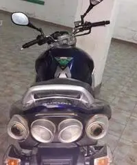 SUZUKI GSR IN BUONO STATO TRATTABILE SUZUKI GSR IN BUONO STATO TRATTABILE